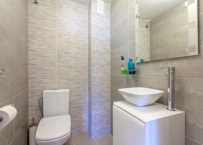 Apartman Malvarrosa Cavite *